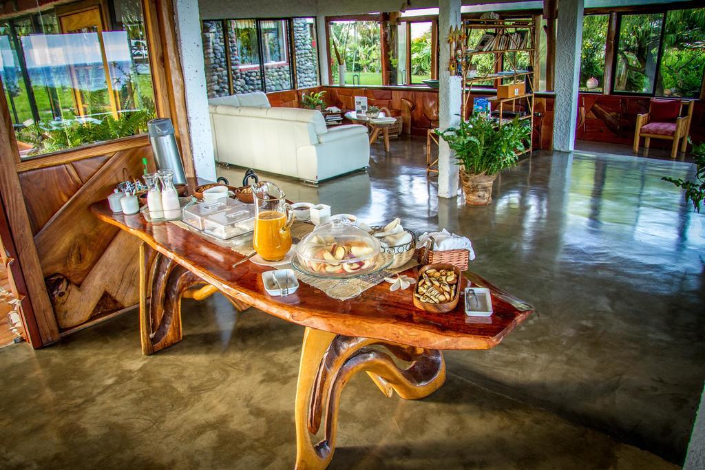 Pikera Uri Eco Lodge Hanga Roa Exterior photo
