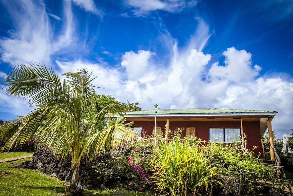 Pikera Uri Eco Lodge Hanga Roa Exterior photo