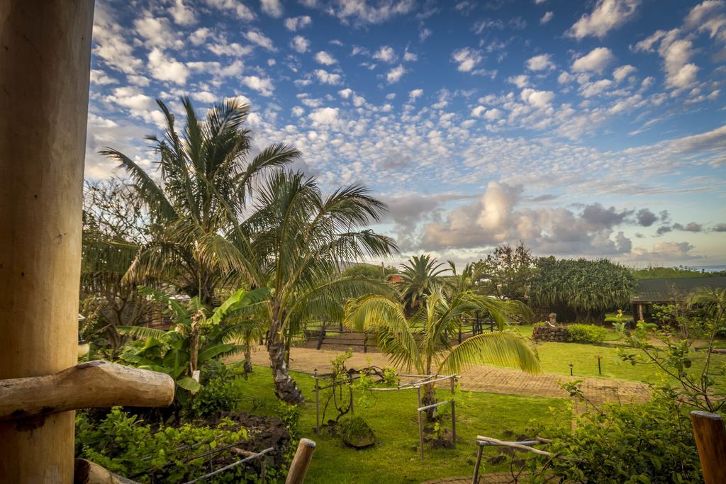Pikera Uri Eco Lodge Hanga Roa Exterior photo
